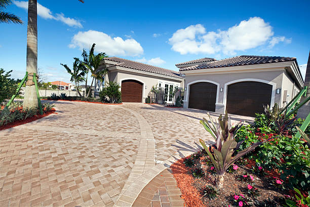  Chinook, MT Driveway Pavers Pros